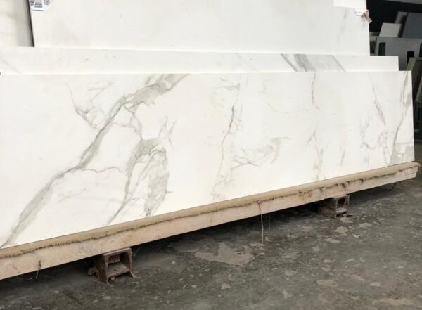 Dekton Aura