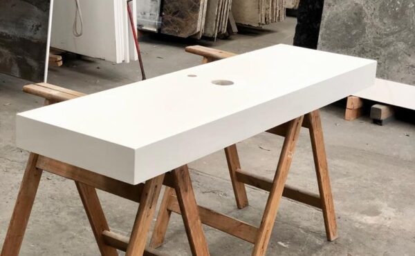 Mesada de baño en Stone Quartz Blanco Puro